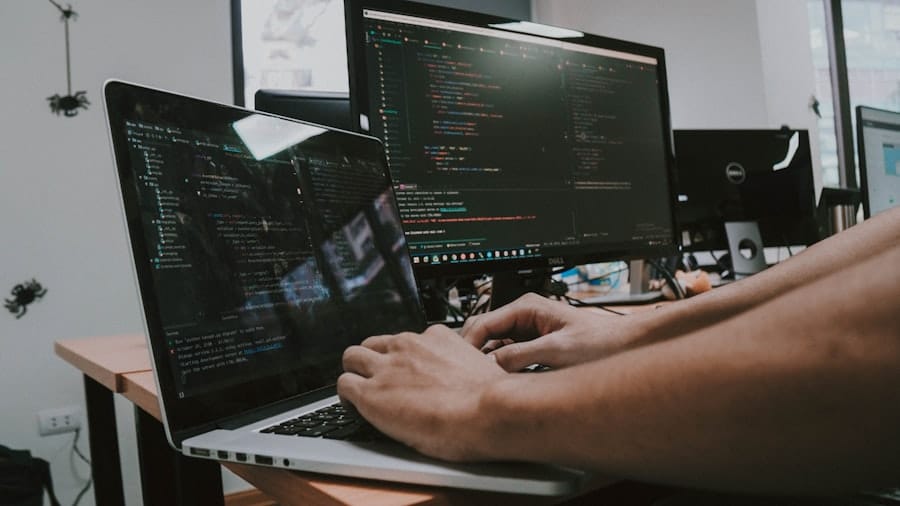 Photo Web developer working